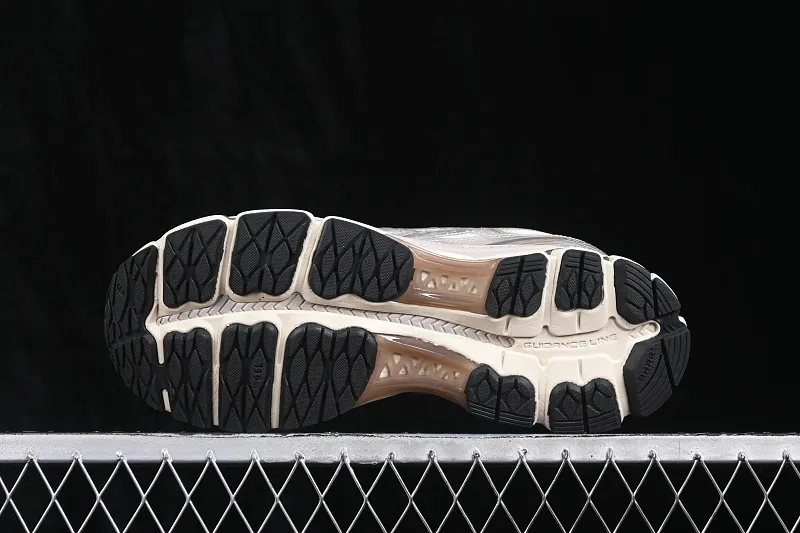 All categories Asics Asics series Asics Gel-Nimbus 12.1 Asics Gel-Nimbus 12.1 Asics retro breathable casual shoes cushioning men's wear-resistant running shoes 1203B144-100